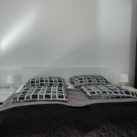 Apartament Przy Parku Z Duzym Tarasem ,Prywatny Parking Apartment Swinoujscie Bagian luar foto